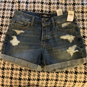Brand new hollister boyfriend fit shorts